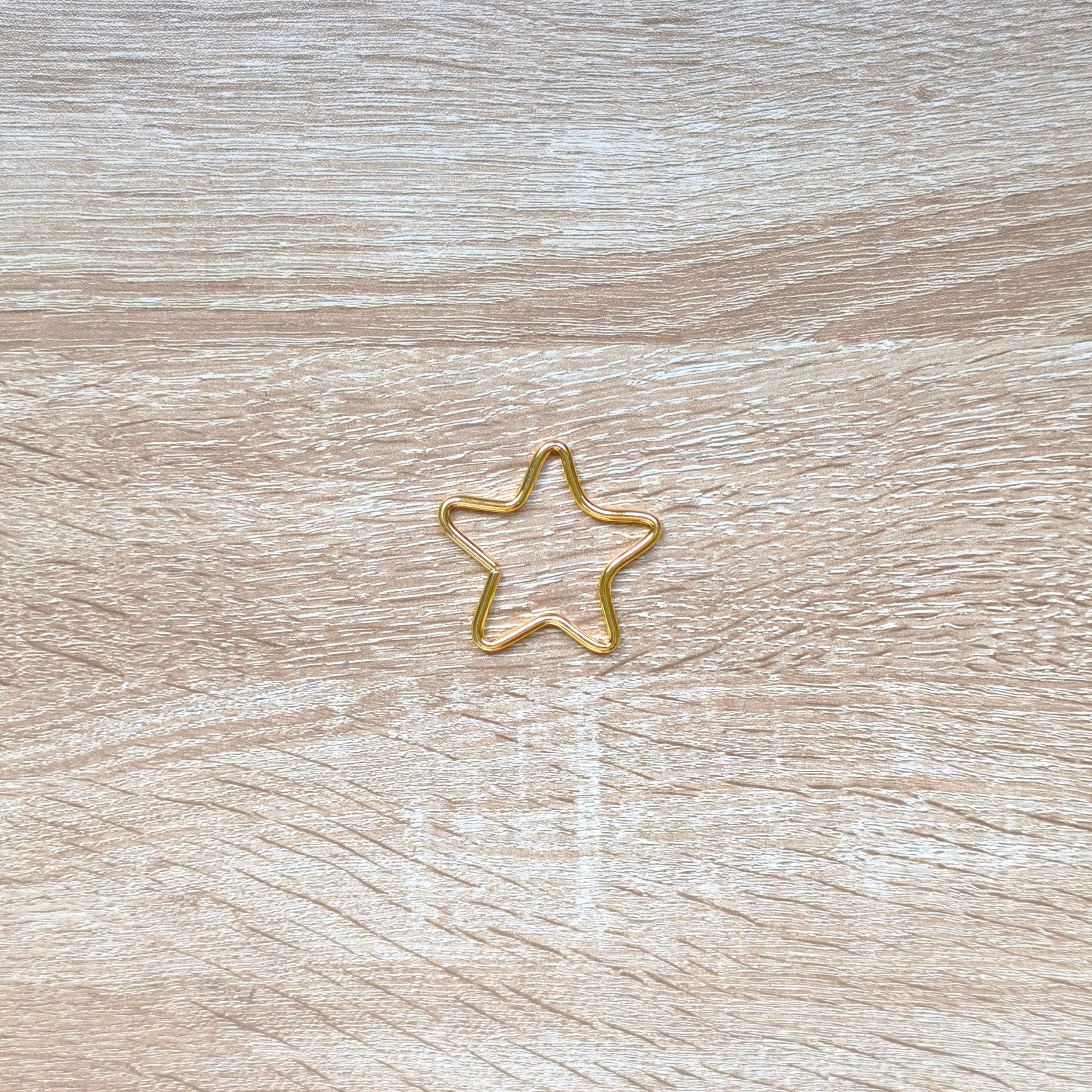 Étoile en métal doré de 5cm