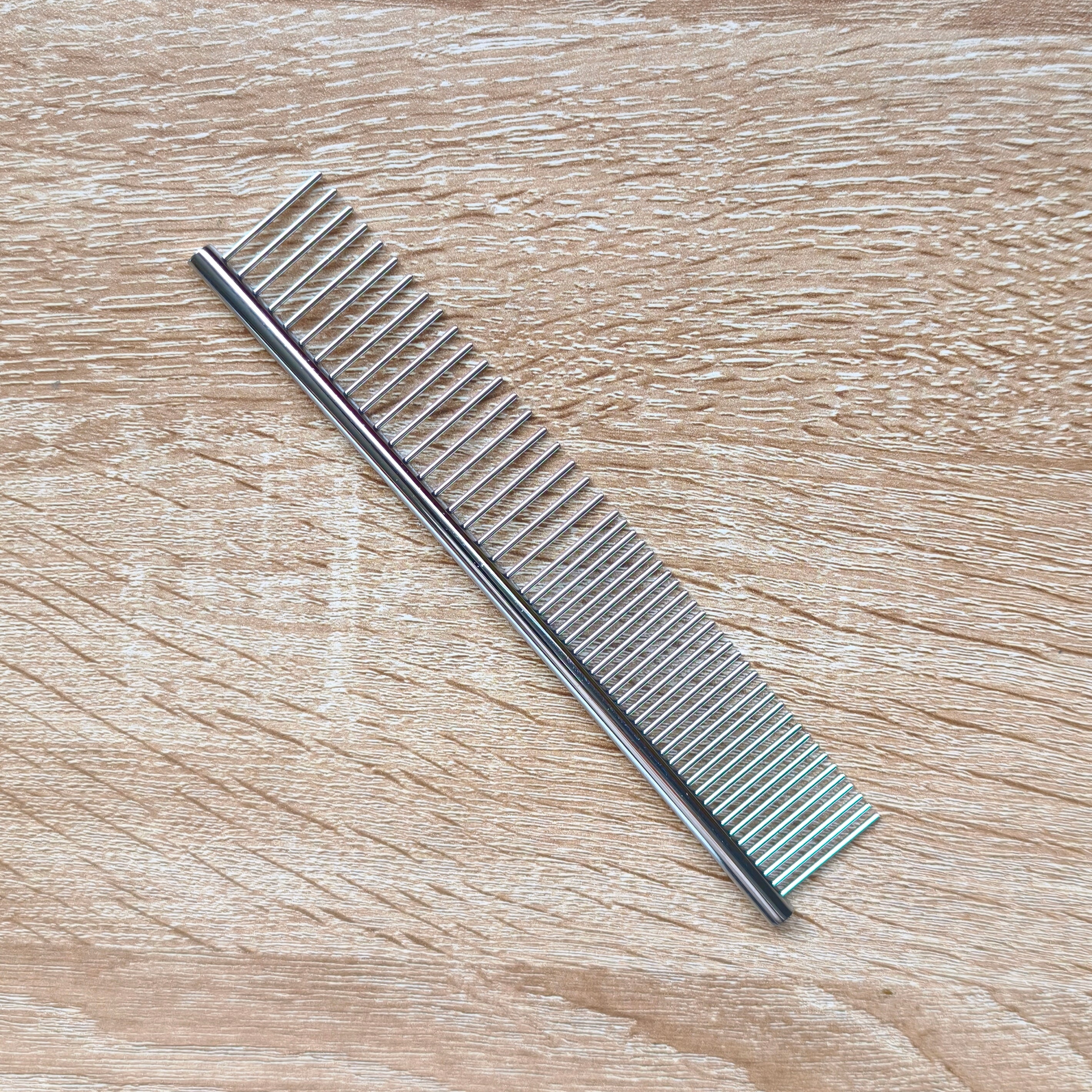 Peigne en métal idéal pour le macrame
