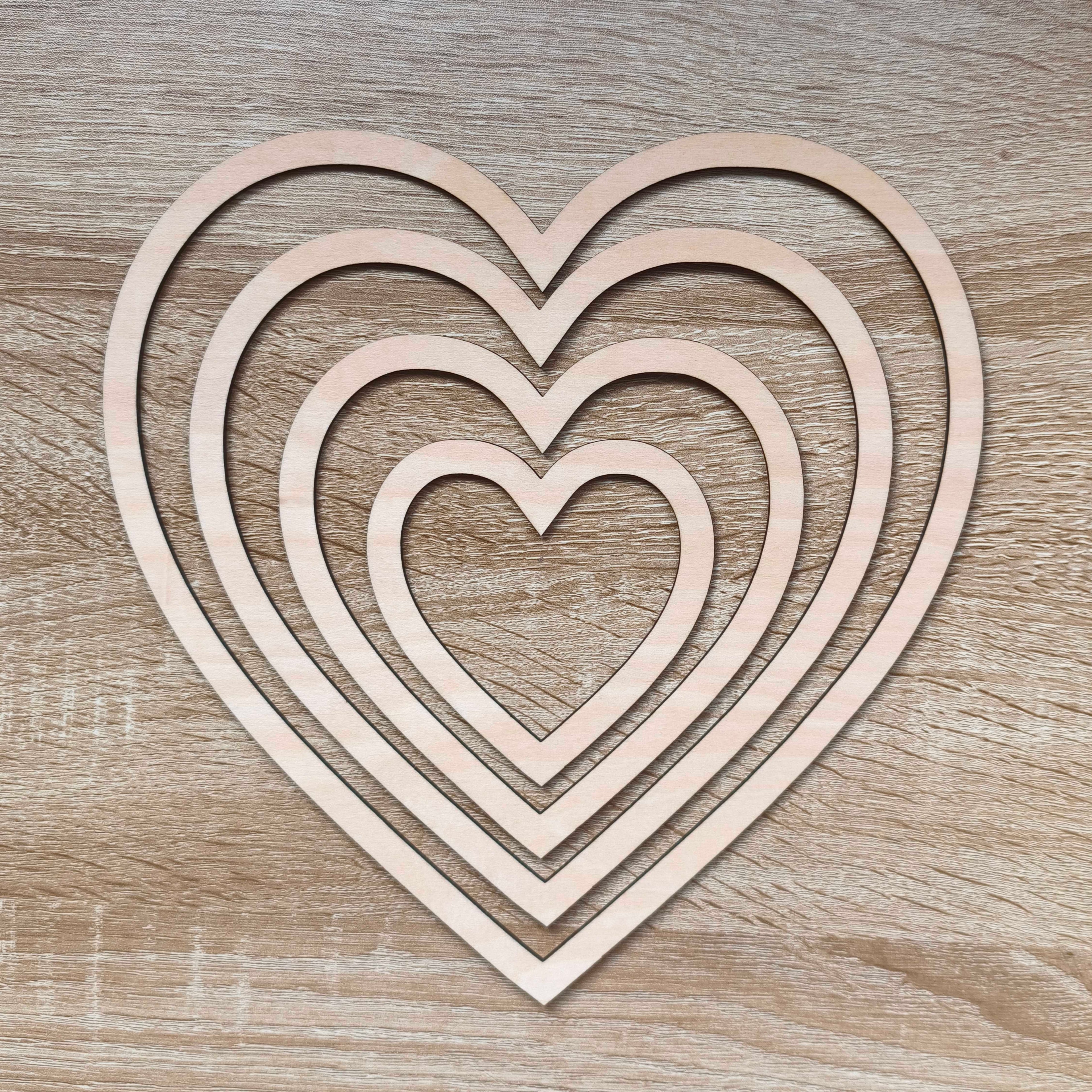 Support en bois en forme de coeur