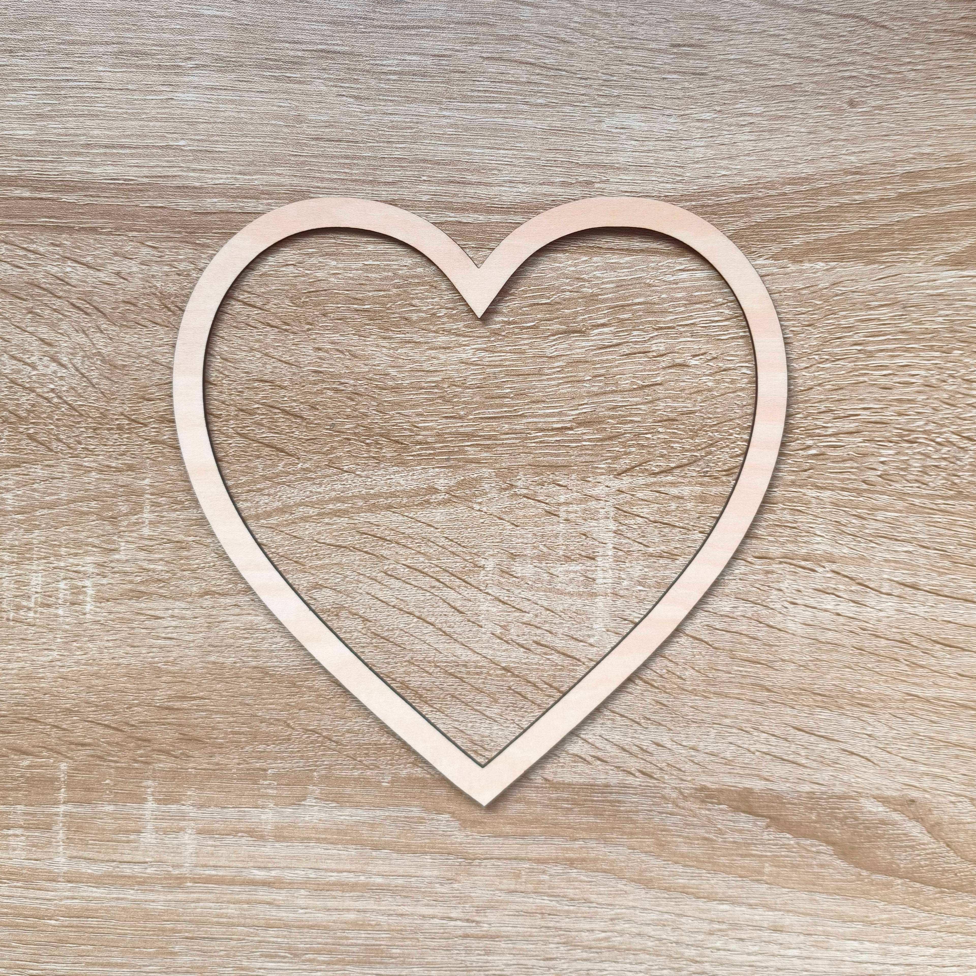 Support en bois en forme de coeur de 20cm