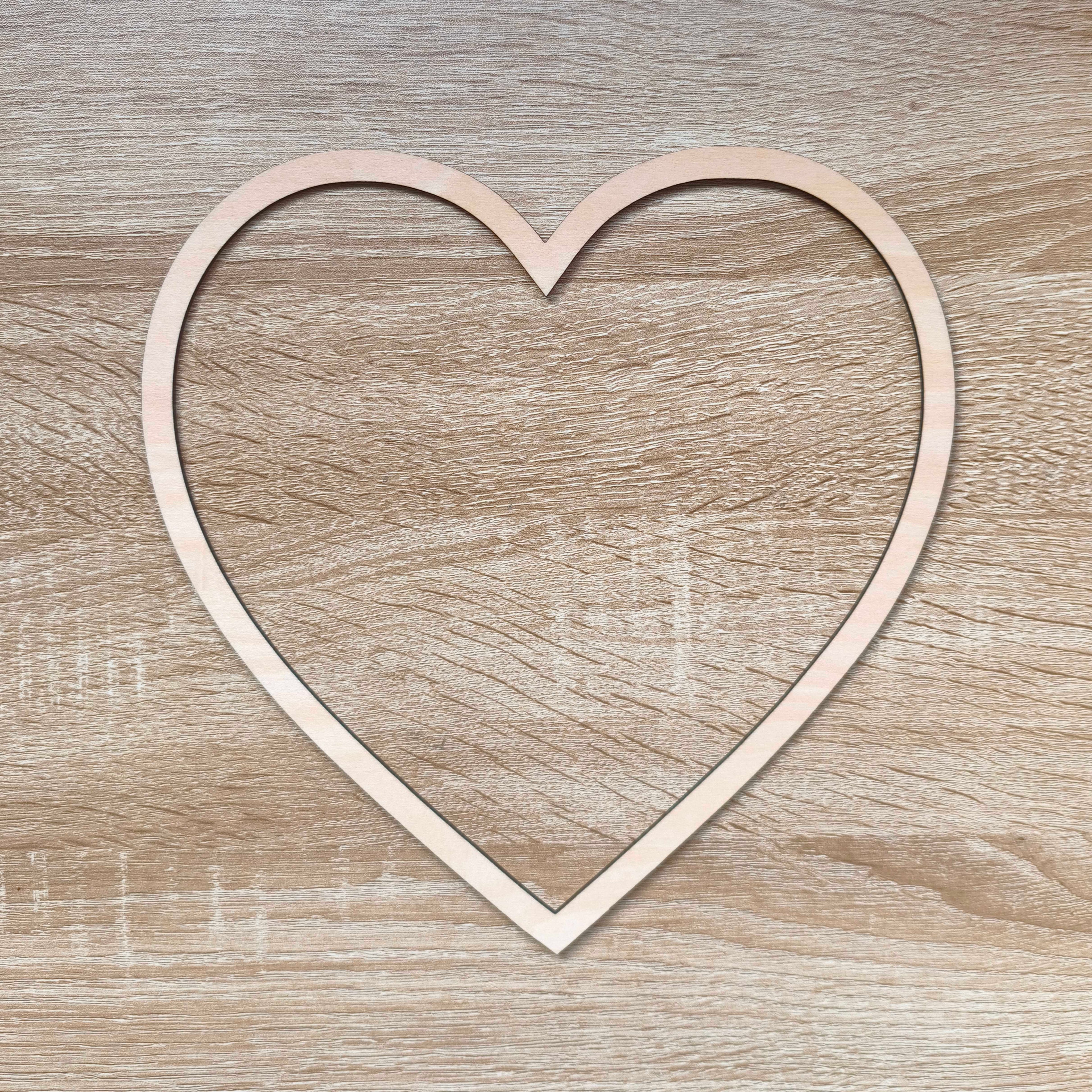 Support en bois en forme de coeur de 25cm